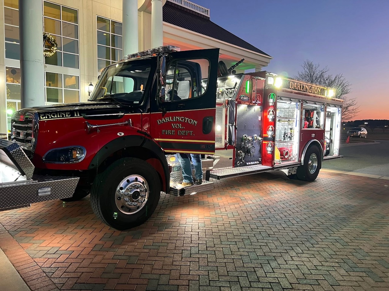 RRSpin As he kicks off campaign, Wray receives Order of the Long Leaf